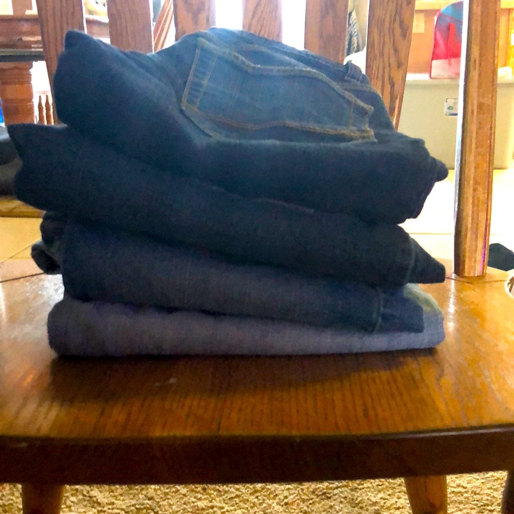 Bundle 4 pack‼️ Boys Jeans all size 10
